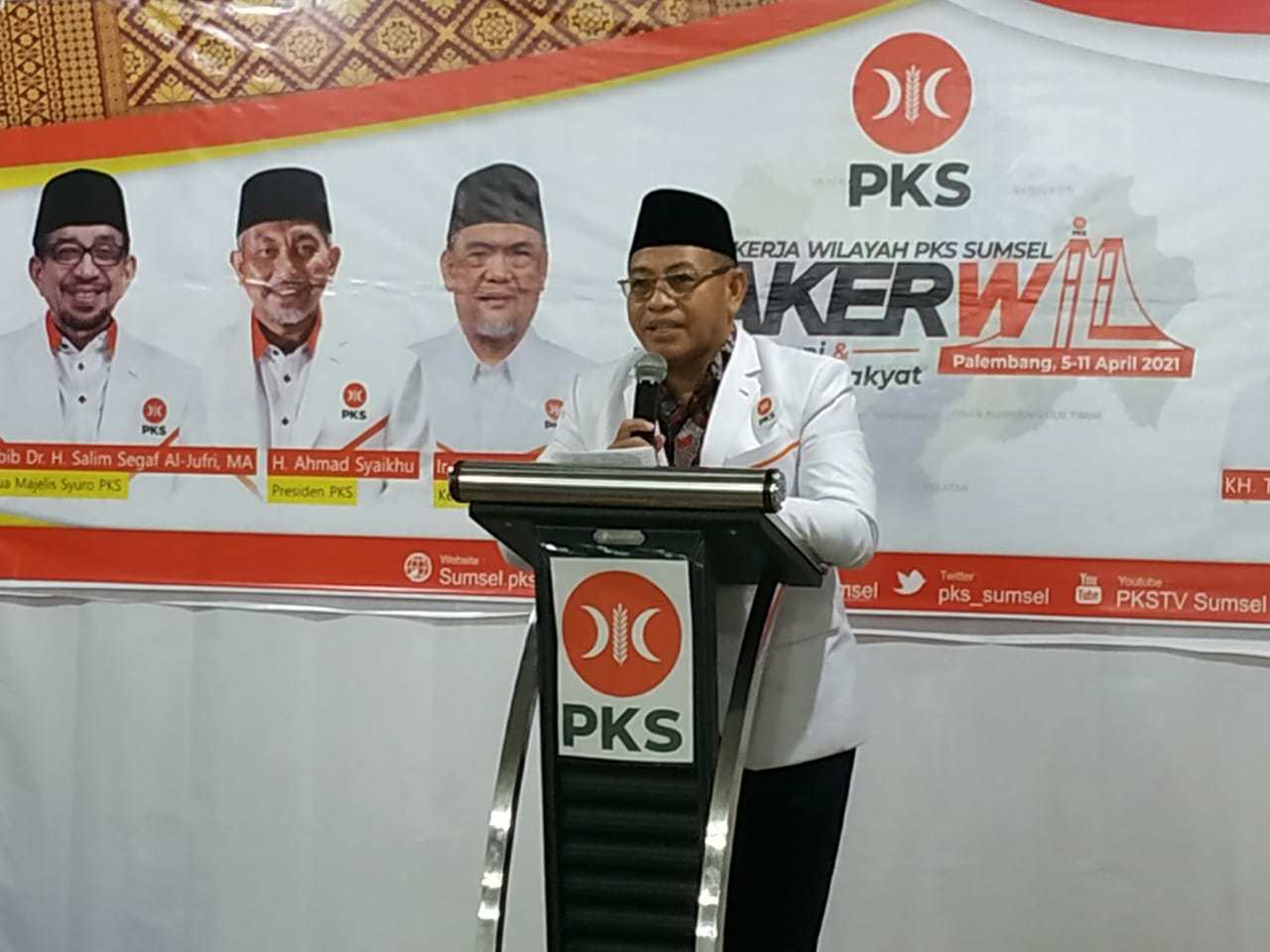 Rakerwil 2021: PKS Sumsel Tetap Pertahankan Program Pelayanan, Pemberdayaan dan Pembelaan Untuk Masyarakat 1 IMG 20210411 113312 428