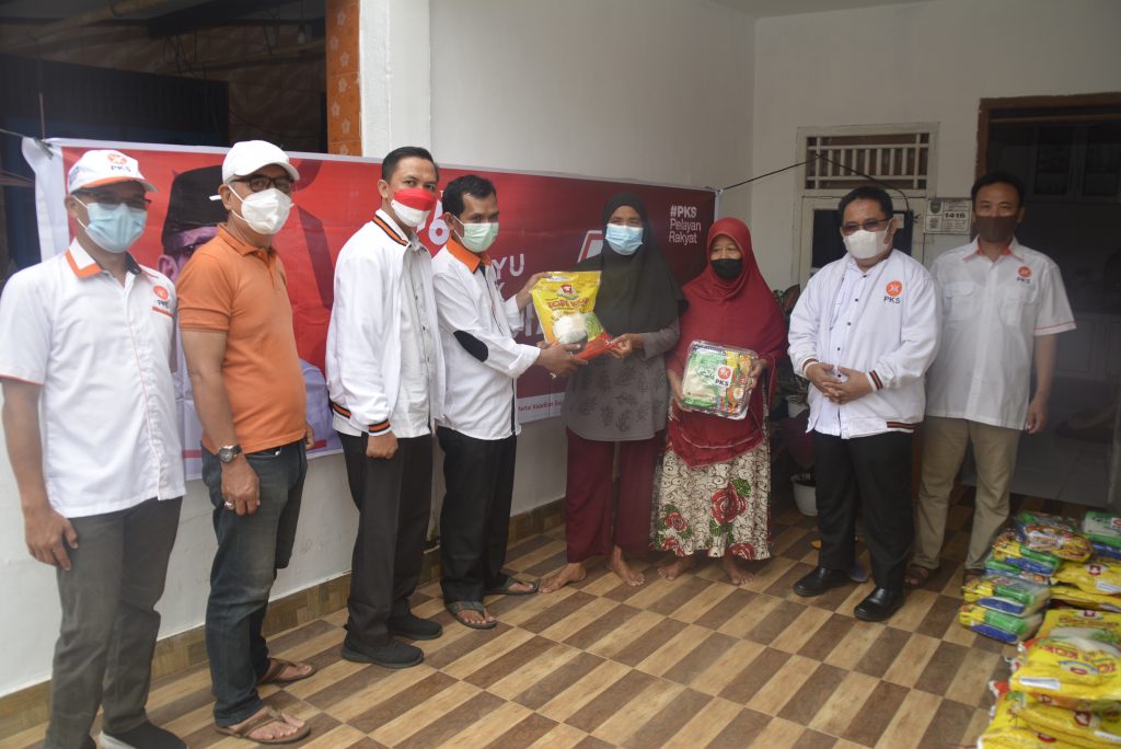 PKS SUMSEL SALURKAN 1,7 JUTA SEMBAKO COVID-19 2 DSC1029