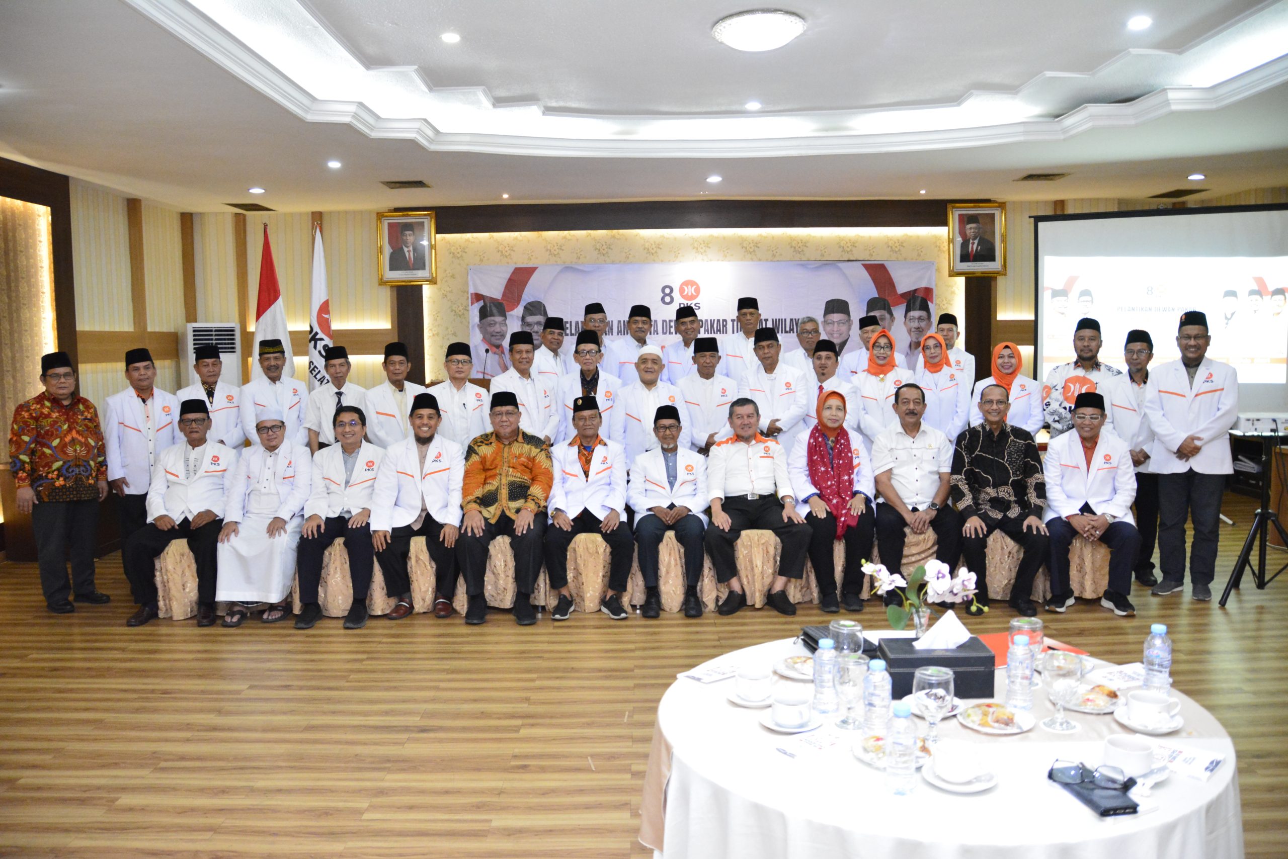 PKS Sumsel Lantik Dewan Pakar, Prof Yuwono dan Kolonel (purn) Yuni Hermon Sebagai Ketua dan Wakil Ketua 1 DSC1059 scaled